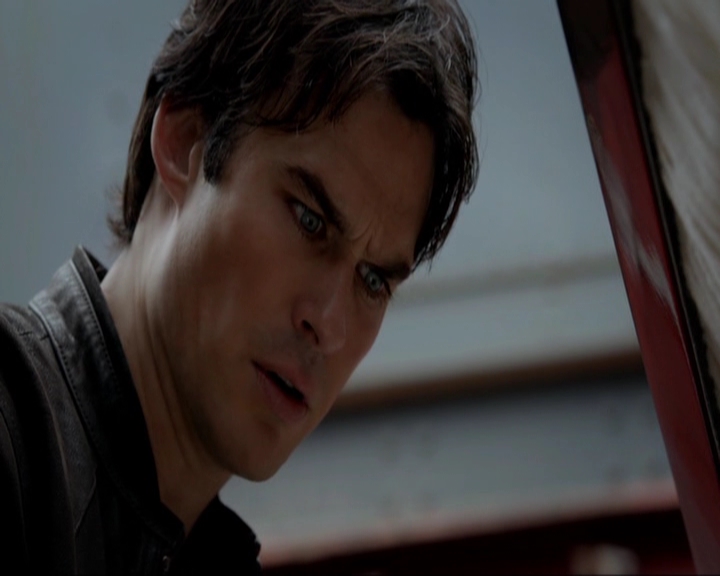 VampireDiariesWorld-dot-nl_7x11ThingsWeLostInTheFire1559.jpg