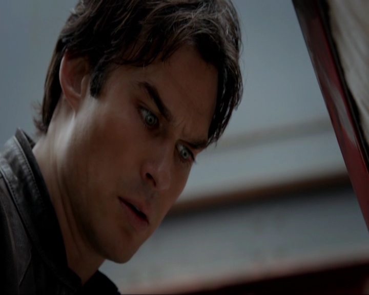 VampireDiariesWorld-dot-nl_7x11ThingsWeLostInTheFire1561.jpg