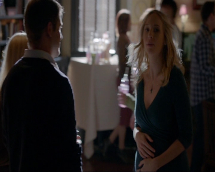 VampireDiariesWorld-dot-nl_7x11ThingsWeLostInTheFire1576.jpg