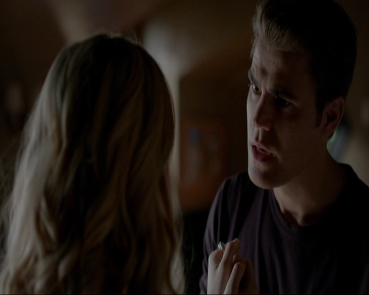 VampireDiariesWorld-dot-nl_7x11ThingsWeLostInTheFire1607.jpg