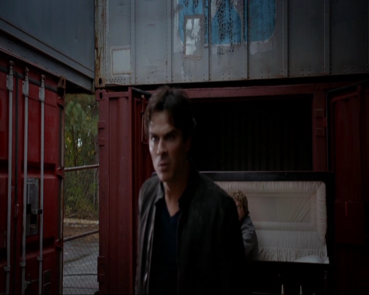 VampireDiariesWorld-dot-nl_7x11ThingsWeLostInTheFire1624.jpg