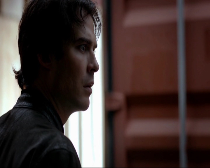 VampireDiariesWorld-dot-nl_7x11ThingsWeLostInTheFire1631.jpg