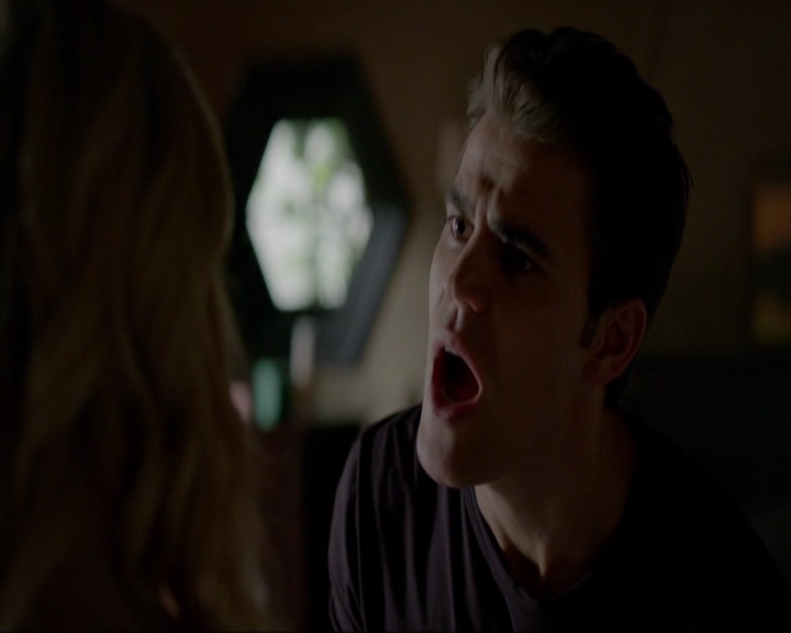 VampireDiariesWorld-dot-nl_7x11ThingsWeLostInTheFire1644.jpg