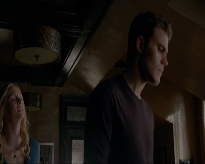 VampireDiariesWorld-dot-nl_7x11ThingsWeLostInTheFire1664.jpg