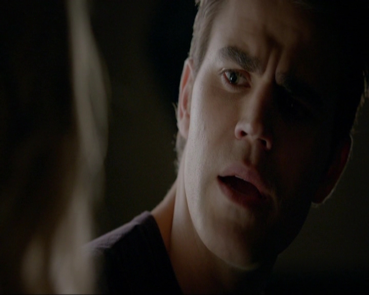 VampireDiariesWorld-dot-nl_7x11ThingsWeLostInTheFire1730.jpg