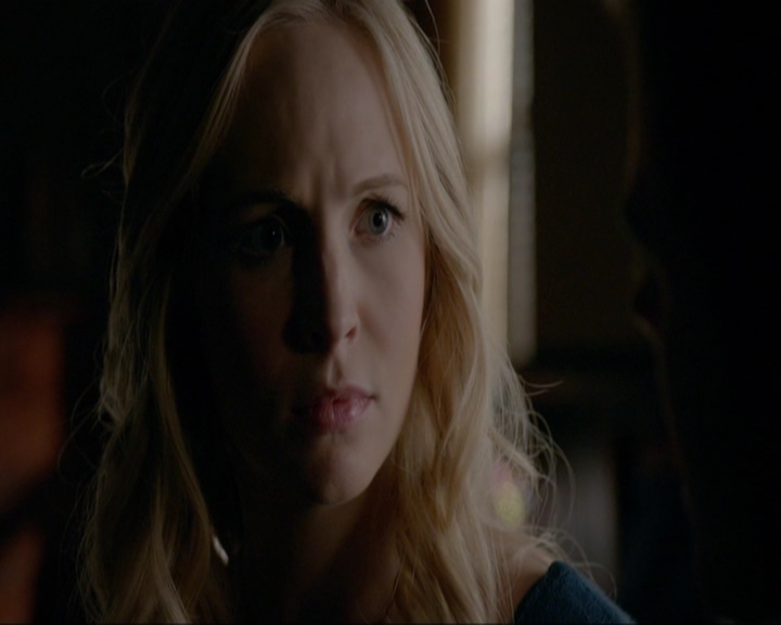 VampireDiariesWorld-dot-nl_7x11ThingsWeLostInTheFire1732.jpg