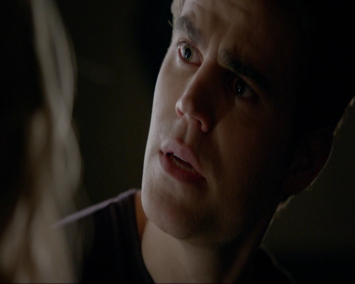 VampireDiariesWorld-dot-nl_7x11ThingsWeLostInTheFire1762.jpg