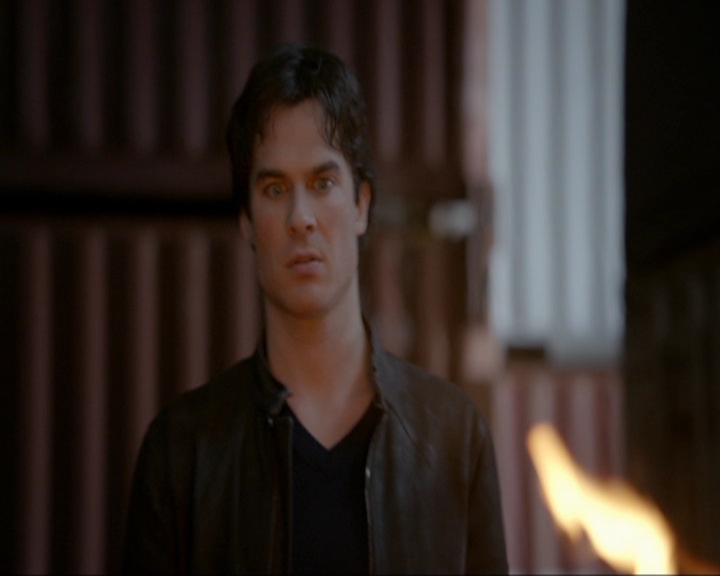 VampireDiariesWorld-dot-nl_7x11ThingsWeLostInTheFire1789.jpg