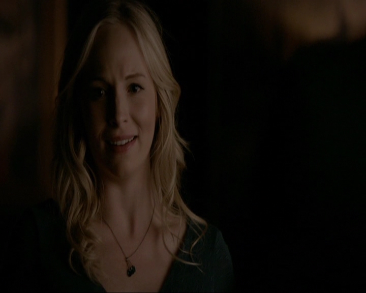 VampireDiariesWorld-dot-nl_7x11ThingsWeLostInTheFire2098.jpg