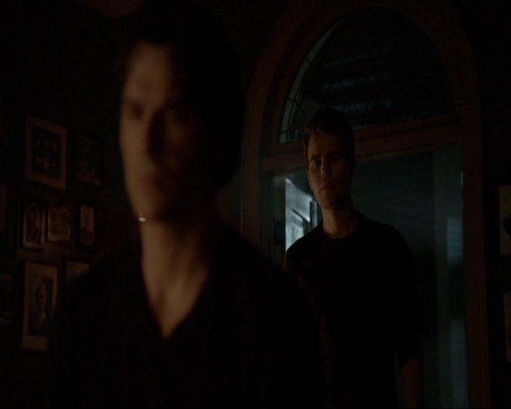 VampireDiariesWorld-dot-nl_7x11ThingsWeLostInTheFire2129.jpg