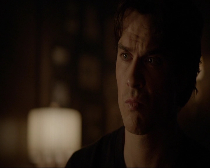 VampireDiariesWorld-dot-nl_7x11ThingsWeLostInTheFire2141.jpg