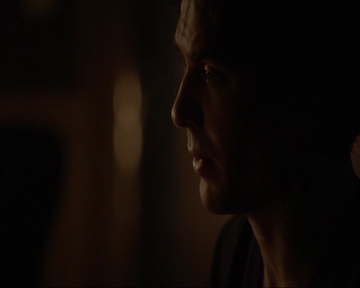 VampireDiariesWorld-dot-nl_7x11ThingsWeLostInTheFire2152.jpg