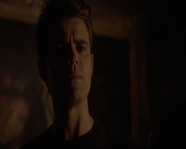 VampireDiariesWorld-dot-nl_7x11ThingsWeLostInTheFire2191.jpg