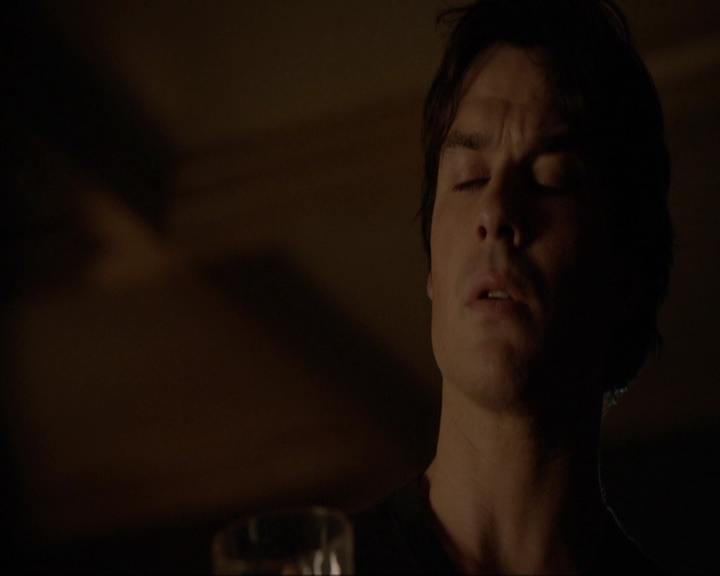 VampireDiariesWorld-dot-nl_7x11ThingsWeLostInTheFire2228.jpg