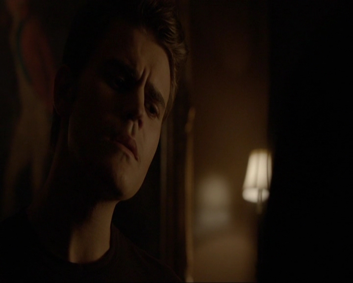 VampireDiariesWorld-dot-nl_7x11ThingsWeLostInTheFire2235.jpg