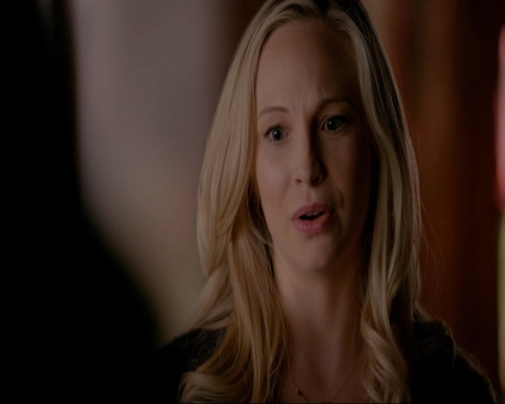 VampireDiariesWorld-dot-nl_7x14MoonlightOnTheBayou0035.jpg