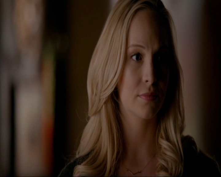 VampireDiariesWorld-dot-nl_7x14MoonlightOnTheBayou0041.jpg