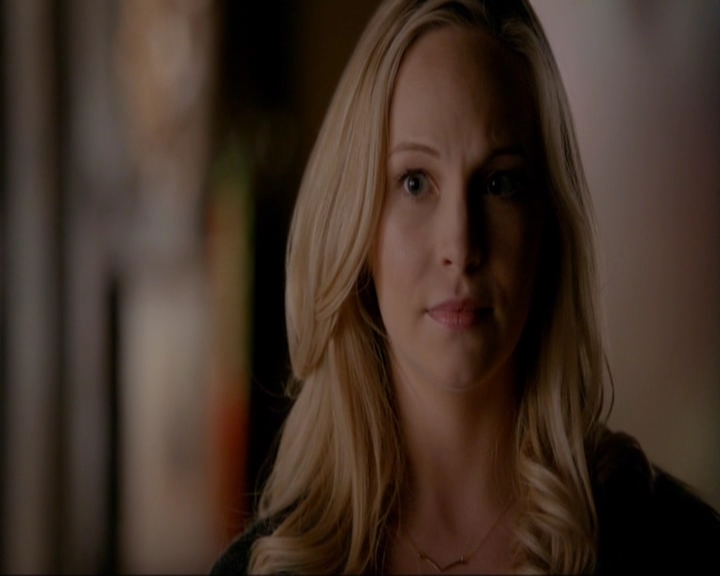 VampireDiariesWorld-dot-nl_7x14MoonlightOnTheBayou0042.jpg