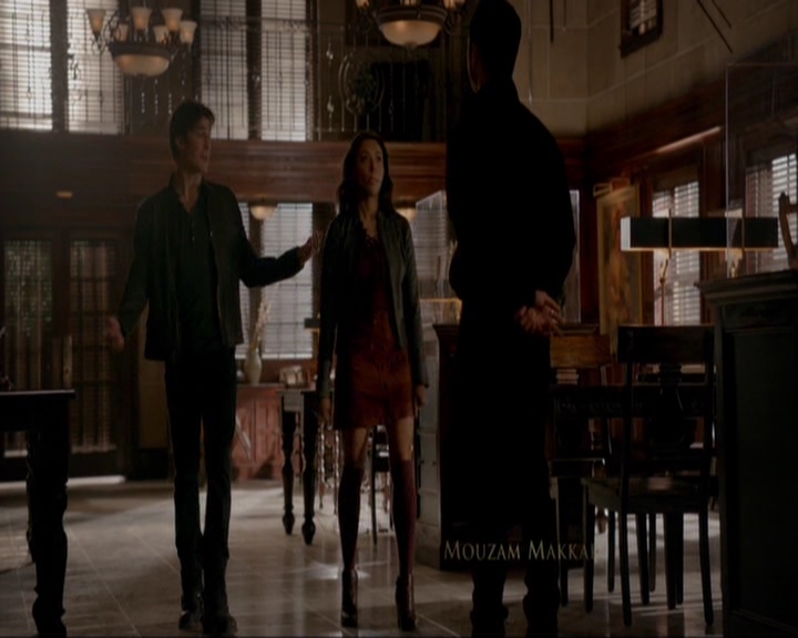 VampireDiariesWorld-dot-nl_7x14MoonlightOnTheBayou0184.jpg