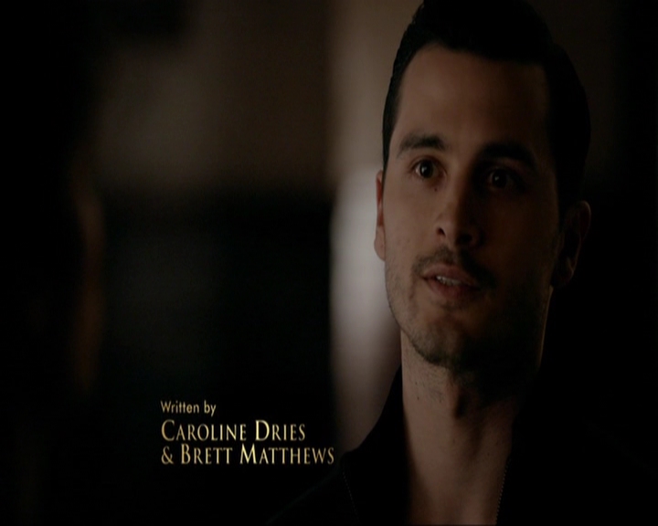VampireDiariesWorld-dot-nl_7x14MoonlightOnTheBayou0259.jpg