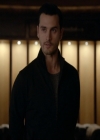 VampireDiariesWorld-dot-nl_7x14MoonlightOnTheBayou0180.jpg