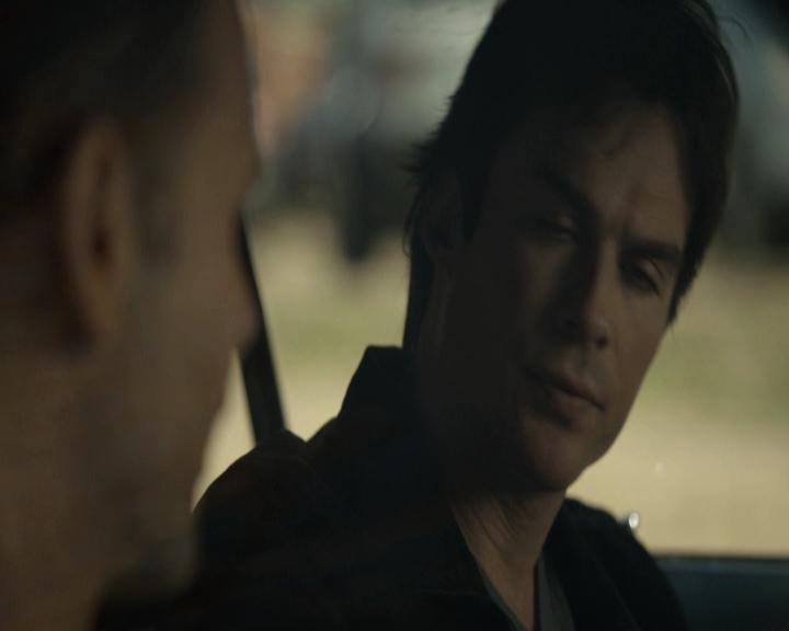 VampireDiariesWorld-dot-nl_7x18OneWayOrAnother-deletedscenes0013.jpg