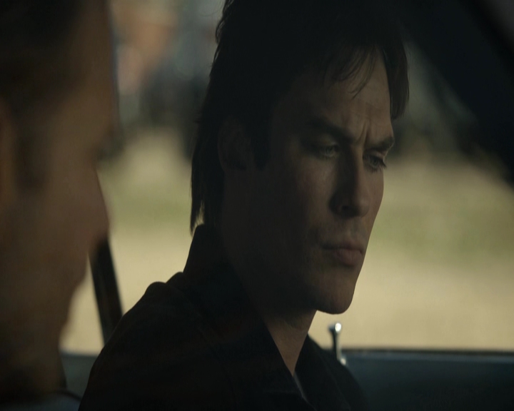 VampireDiariesWorld-dot-nl_7x18OneWayOrAnother-deletedscenes0029.jpg