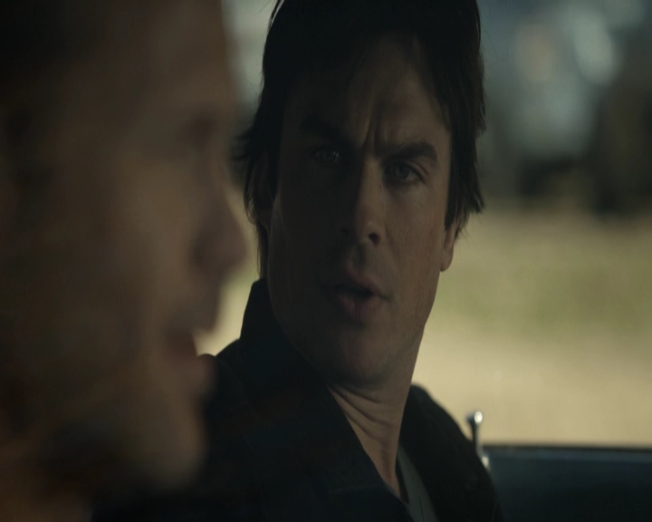 VampireDiariesWorld-dot-nl_7x18OneWayOrAnother-deletedscenes0036.jpg