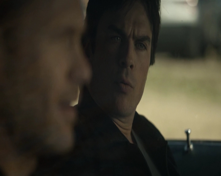 VampireDiariesWorld-dot-nl_7x18OneWayOrAnother-deletedscenes0038.jpg