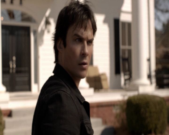 VampireDiariesWorld-dot-nl_7x18OneWayOrAnother-deletedscenes0047.jpg