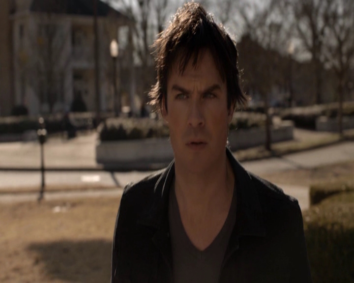 VampireDiariesWorld-dot-nl_7x18OneWayOrAnother-deletedscenes0049.jpg