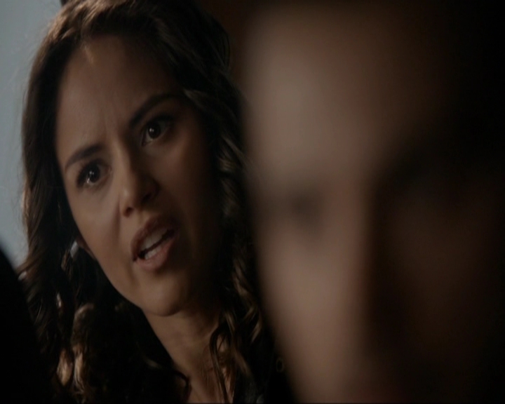 VampireDiariesWorld-dot-nl_7x18OnWayOrAnother1292.jpg