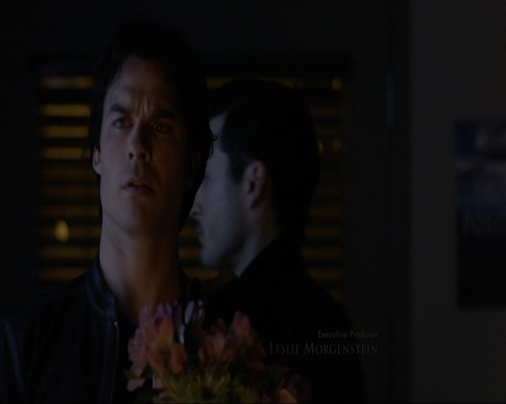 VampireDiariesWorld-dot-nl_7x19SomebodyThatIUsedtoKnow0183.jpg
