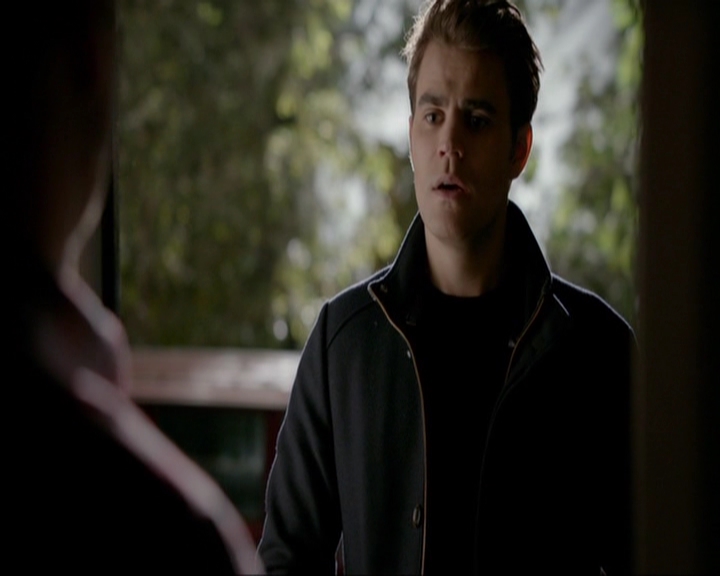 VampireDiariesWorld-dot-nl_7x19SomebodyThatIUsedtoKnow0190.jpg
