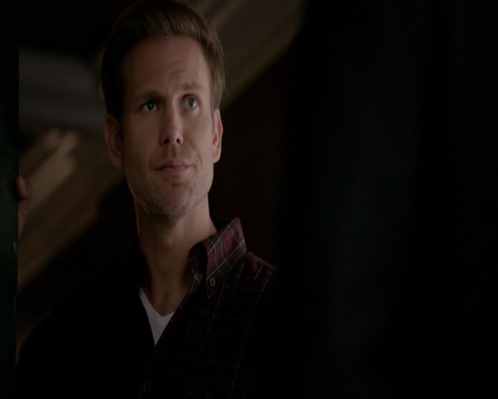 VampireDiariesWorld-dot-nl_7x19SomebodyThatIUsedtoKnow0210.jpg