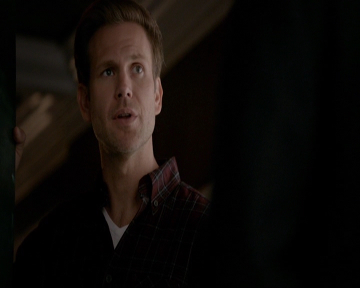 VampireDiariesWorld-dot-nl_7x19SomebodyThatIUsedtoKnow0211.jpg