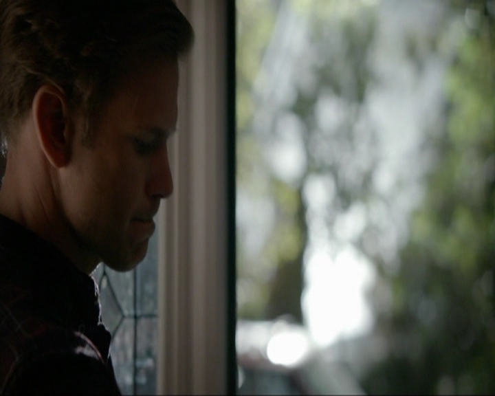 VampireDiariesWorld-dot-nl_7x19SomebodyThatIUsedtoKnow0225.jpg