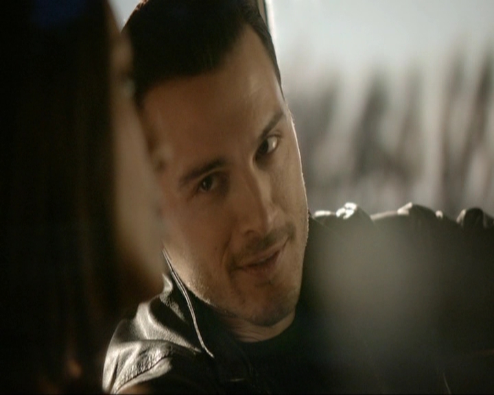 VampireDiariesWorld-dot-nl_7x19SomebodyThatIUsedtoKnow0233.jpg