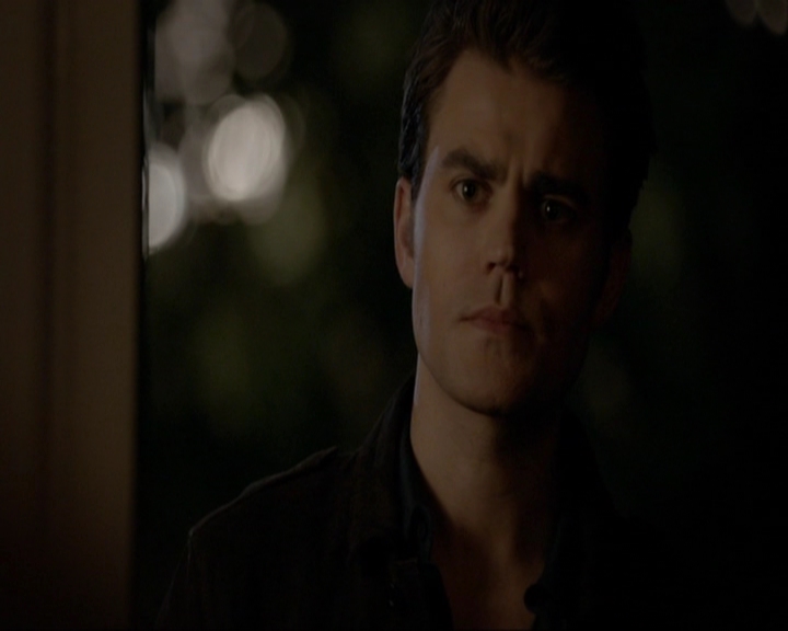 VampireDiariesWorld-dot-nl_7x19SomebodyThatIUsedtoKnow2219.jpg