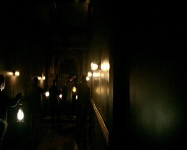 VampireDiariesWorld-dot-nl_7x20KillEmAll0063.jpg