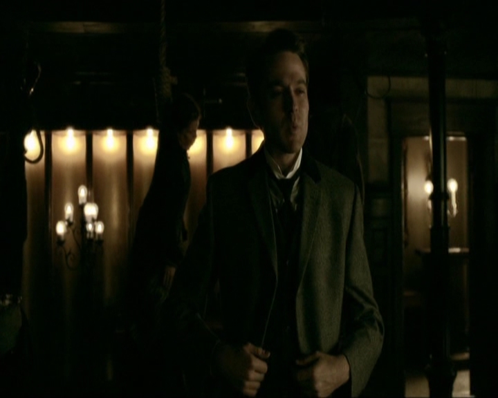 VampireDiariesWorld-dot-nl_7x20KillEmAll0139.jpg