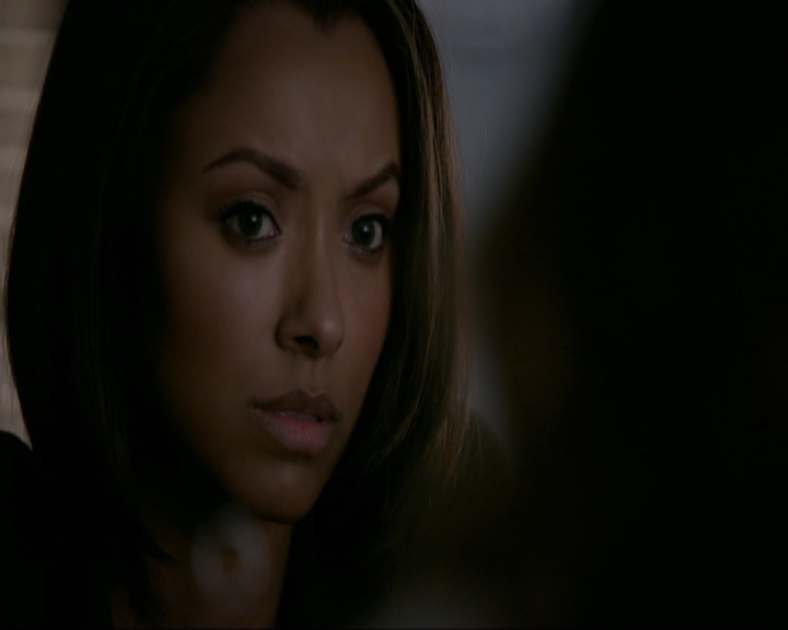 VampireDiariesWorld-dot-nl_7x20KillEmAll0182.jpg