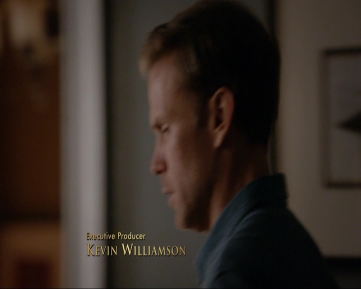 VampireDiariesWorld-dot-nl_7x20KillEmAll0281.jpg