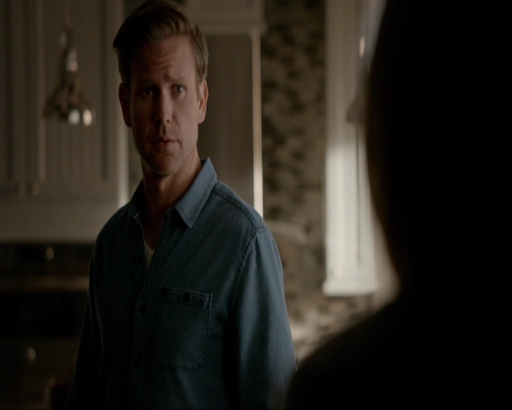 VampireDiariesWorld-dot-nl_7x20KillEmAll0298.jpg