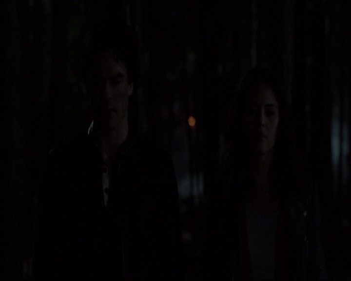 VampireDiariesWorld-dot-nl_7x20KillEmAll2169.jpg