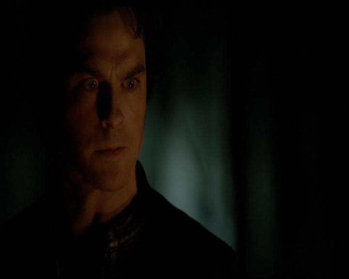 VampireDiariesWorld-dot-nl_7x20KillEmAll2270.jpg