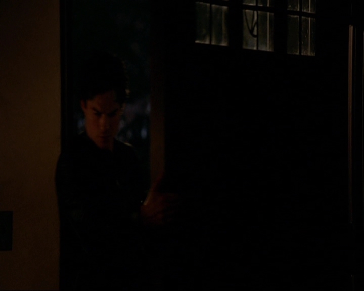 VampireDiariesWorld-dot-nl_7x21RequiemForADream0077.jpg