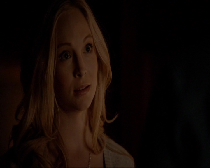 VampireDiariesWorld-dot-nl_7x21RequiemForADream0201.jpg