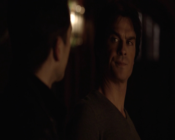 VampireDiariesWorld-dot-nl_7x22GodsAndMonsters-deletedscenes0003.jpg