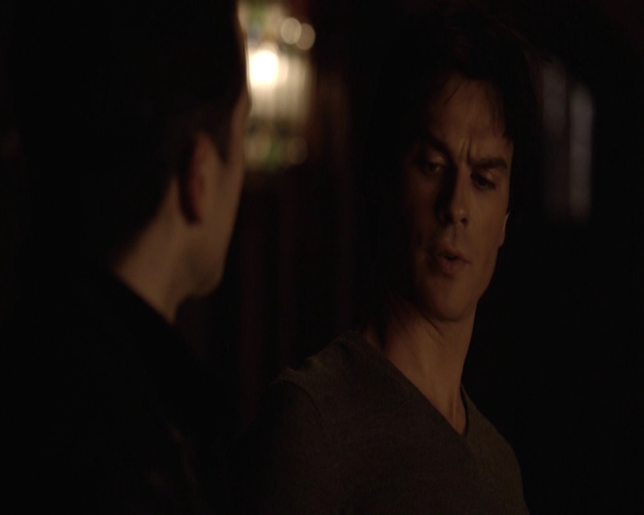 VampireDiariesWorld-dot-nl_7x22GodsAndMonsters-deletedscenes0004.jpg